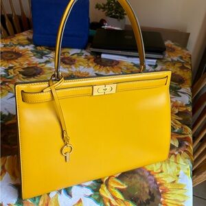 Tory Burch Lee Radziwill Medium Leather Bag - Electric Yellow